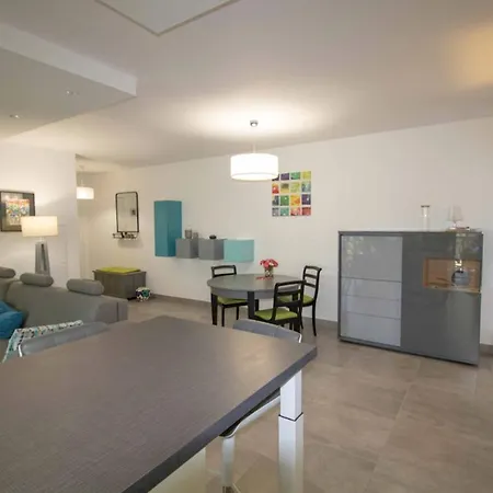 شقة Beautiful 78m With 2 Balconies In Raphael Saint-Raphaël