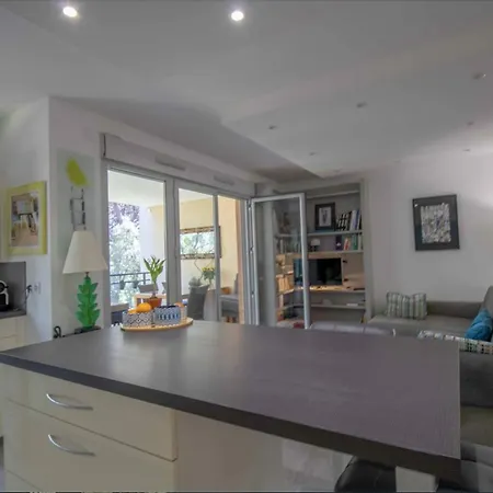 شقة Beautiful 78m With 2 Balconies In Raphael Saint-Raphaël