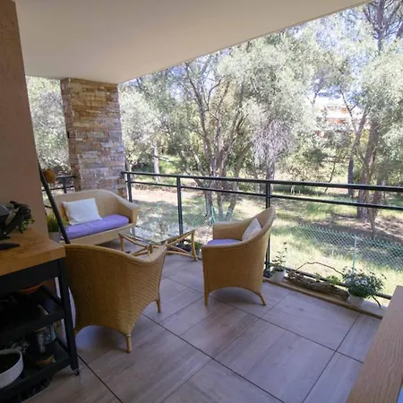 Beautiful 78m With 2 Balconies In Raphael Apartment *